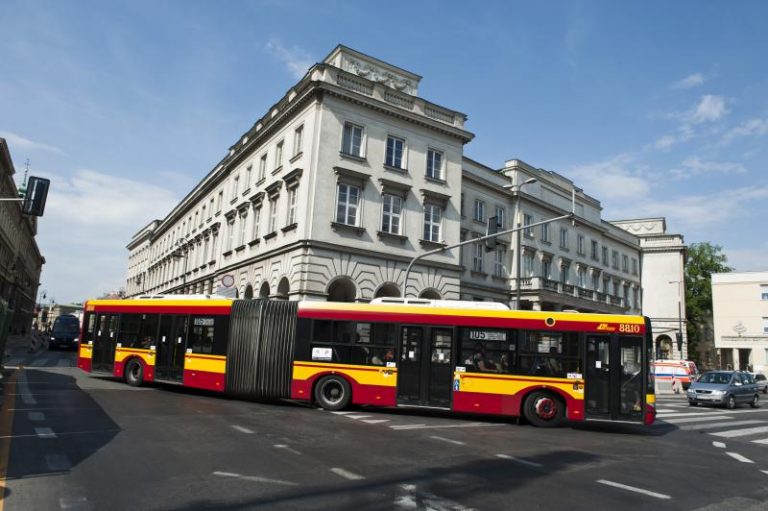 Przebudowa Świętokrzyskiej – autobusy na objazdach