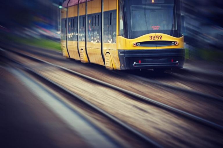 40 – dodatkowy tramwaj w al. Solidarności