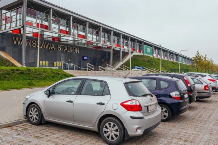 2 września mniej miejsc na P+R Warszawa Stadion