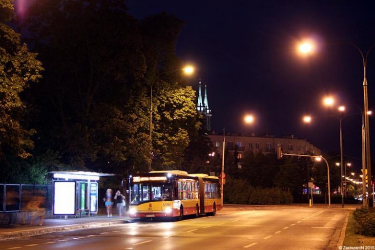 Weekendowe wieczory nad Wisłą,  czyli powrót linii 385