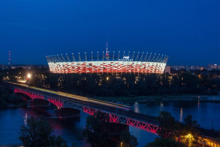 Inauguracja Mistrzostw Europy w siatkówce. Zmiany w komunikacji