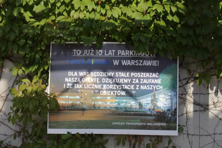 10 lat parkingów P+R