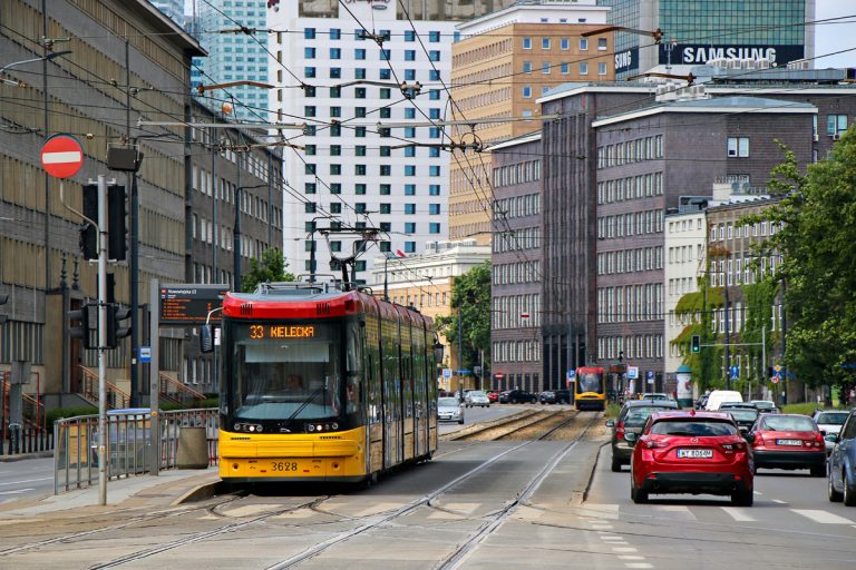 Weekendowe zmiany w kursowaniu tramwajów w al. Niepodległości i al. Jana Pawła II