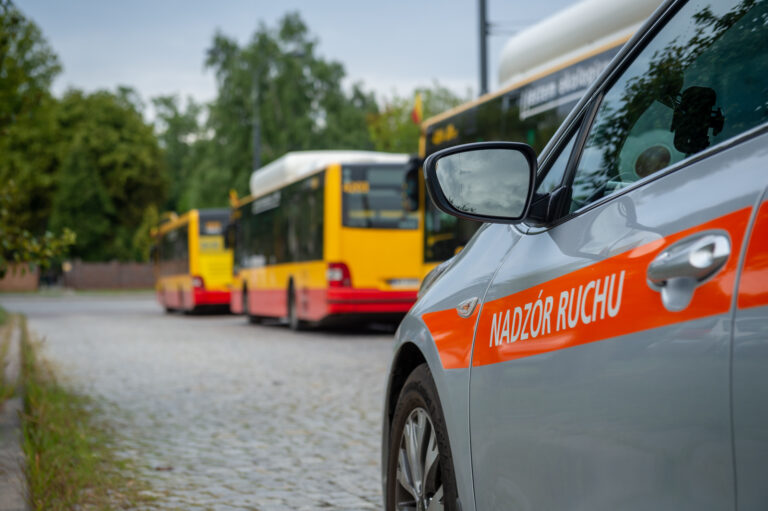 Zgromadzenia publiczne i uroczystości 17 września – zmiany w kursowaniu autobusów