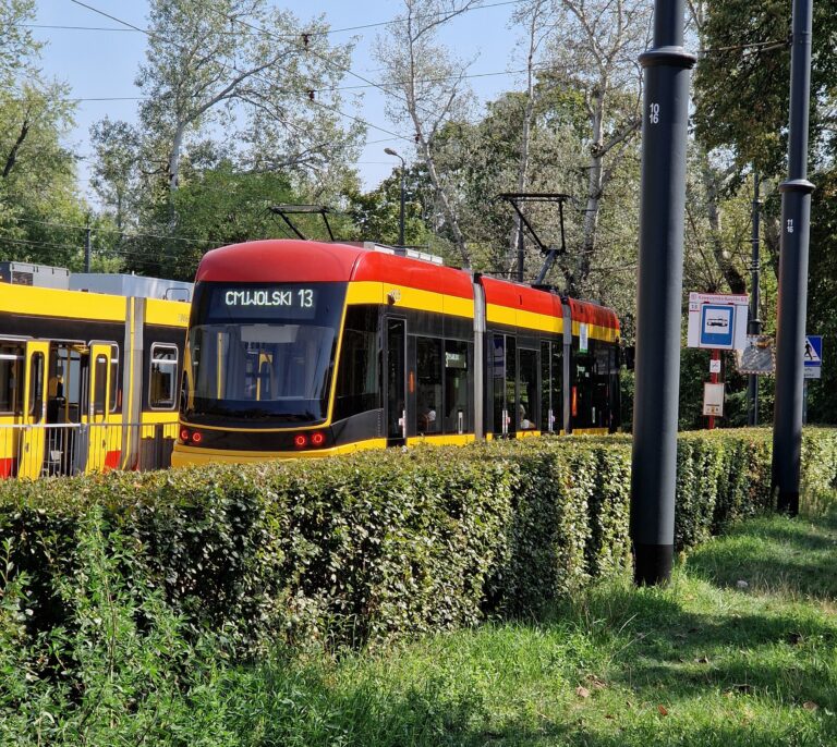 Remont torowiska na ulicy Kawęczyńskiej